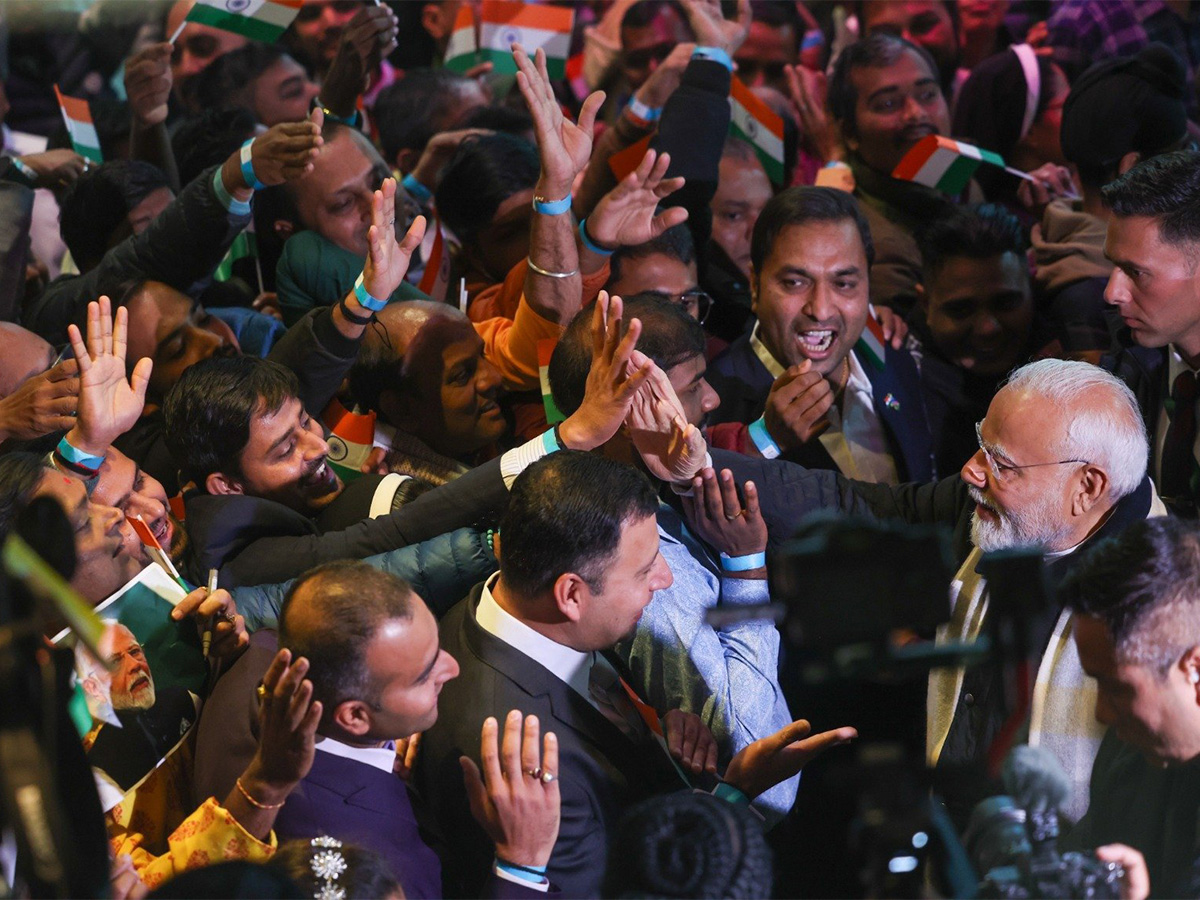 PM Modi receives warm welcome from Indian diaspora in Namibia. (Photo/X@NarendraModi