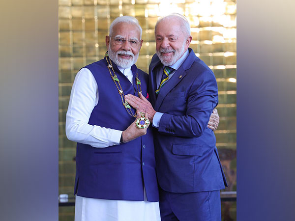 Brazilian President Luiz Inácio Lula da Silva conferring the country's top honour to PM Modi (Photo/X/@rajnathsingh)