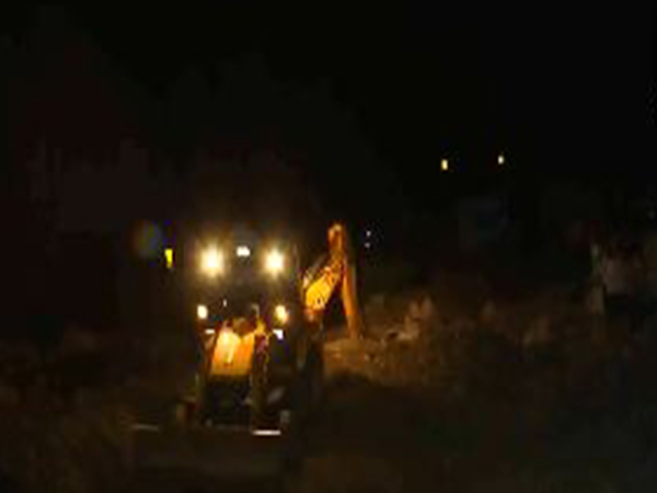 Landslide hits Rudraprayag-Badrinath route (Photo/ANI) 