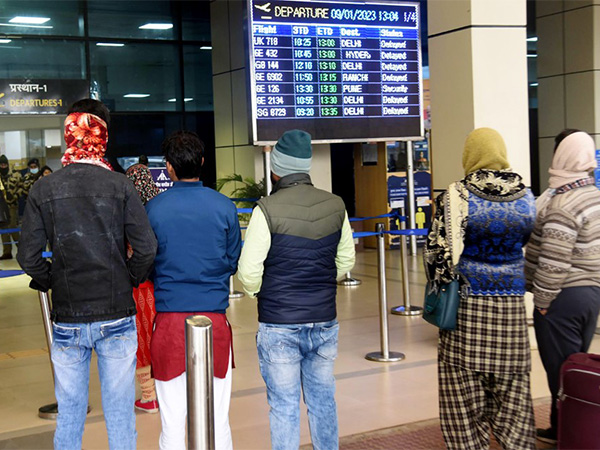 Passengers at Patna Airport (Filephoto/ANI)