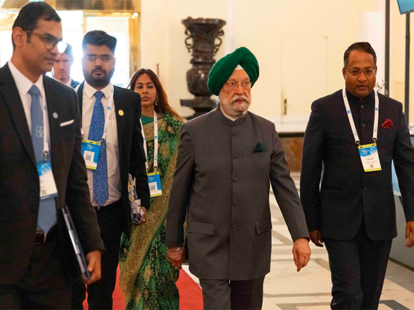 Union Minister Hardeep Puri at 9th OPEC International Seminar in Vienna, Austria (Image: X/@HardeepSPuri)