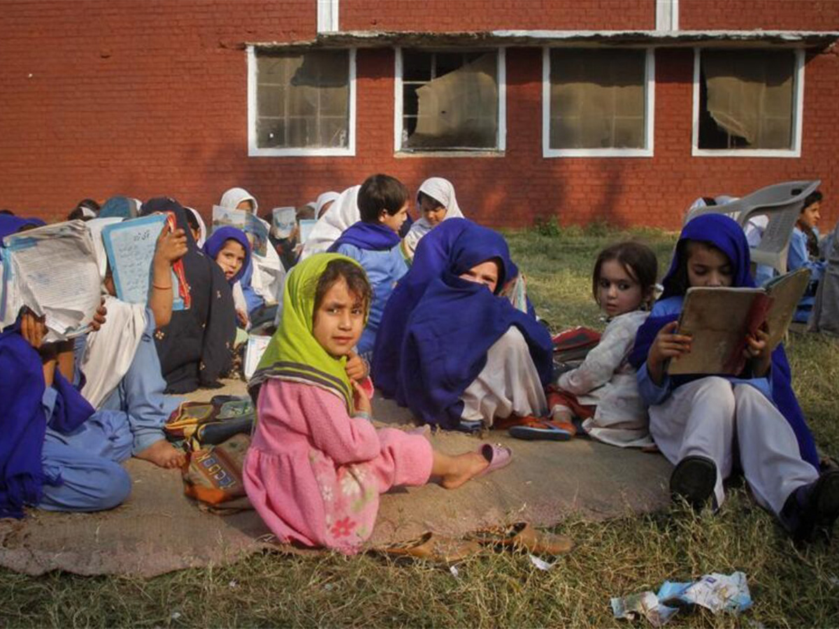  Pakistan faces a significant education crisis with over 25 million children out of school (Photo/Reuters) 