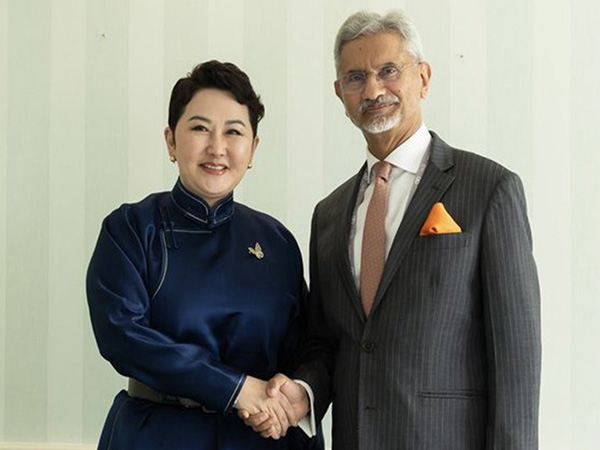 External Affairs Minister S Jaishankar with Battsetseg Batmunkh, Minister for Foreign Affairs of Mongolia (Image: X@DrSJaishankar)