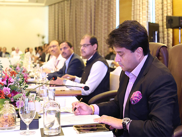 Union Minister Jyotiraditya Scindia holds meeting with Bharat 6G Alliance in Bengaluru (Image: X/@JM_Scindia)