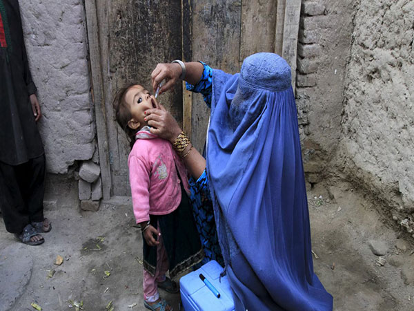 WHO and UNICEF launch a polio immunisation campaign in Afghanistan (Source: Reuters)