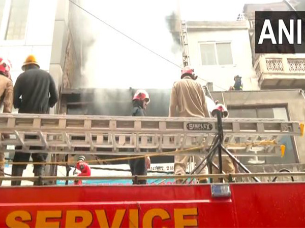  A massive fire that broke out in Delhi's Sadar Bazar (Photo/ANI)