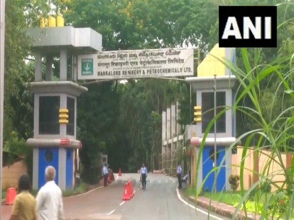Two workers die after gas leak at MRPL plant in Mangaluru (Photo/ANI)
