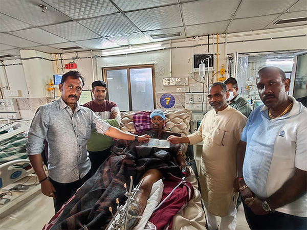 Gujarat government provides Rs 62 lakh in financial aid to families affected by the Mujpur-Gambhira bridge tragedy (Photo Source: Release)