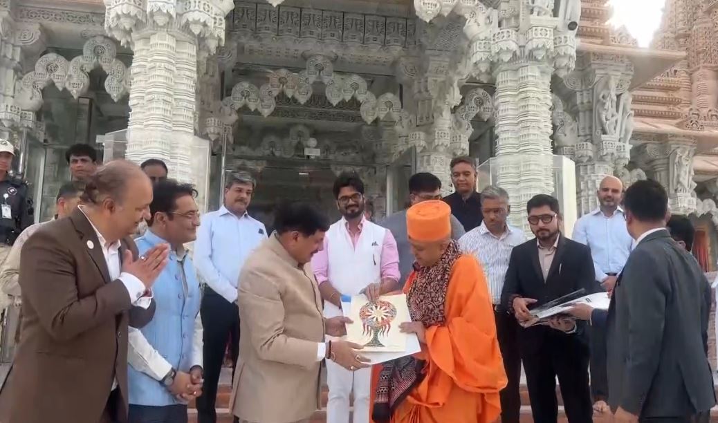 MP CM Mohan Yadav visiting the BAPS Temple in UAE (Photo/ ANI)