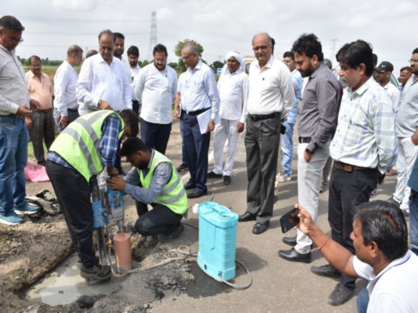 Investigation and repair work of Gujarat's Bharatmala Highway (Photo/Gujarat IPR)