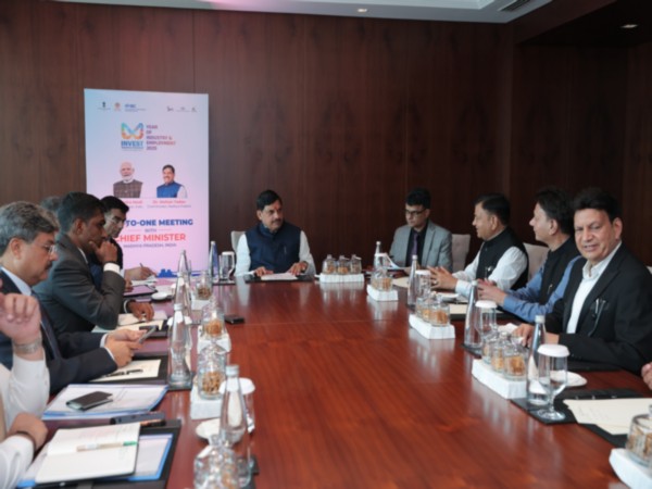 MP CM Mohan Yadav discusses 3.0 GW solar project in state with Grew Energy CEO in Dubai (Photo/x@CMMadhyaPradesh)