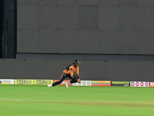 Mansish Pandey in action (Photo: KSCA) 