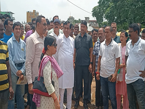 Agartala Mayor reviews development work at Lake Chowmuhani market. (Photo/ANI)
