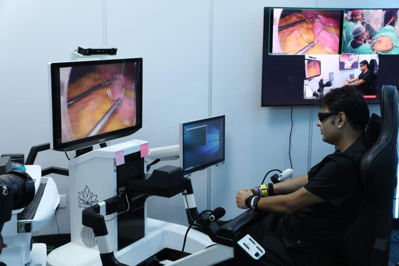 Dr. Bhandari conducting the robotic bariatric telesurgery