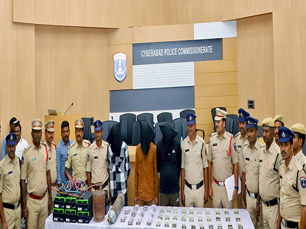 Telangana' Cyberabad Police arrests 3 accused of stealing ATM cash (Photo/ANI) 