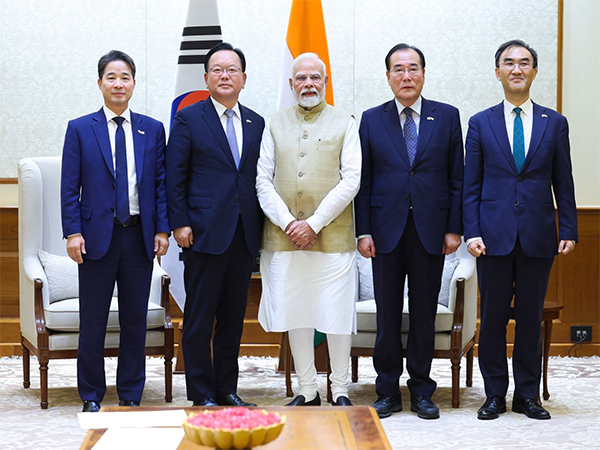 PM Modi meeting Special envoys from South Korea (Photo/ X@NarendraModi) 