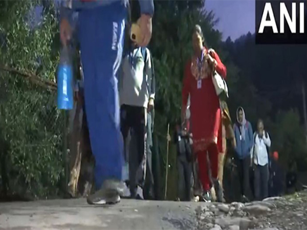 Visuals of Amarnath Yatris (Photo/ANI)