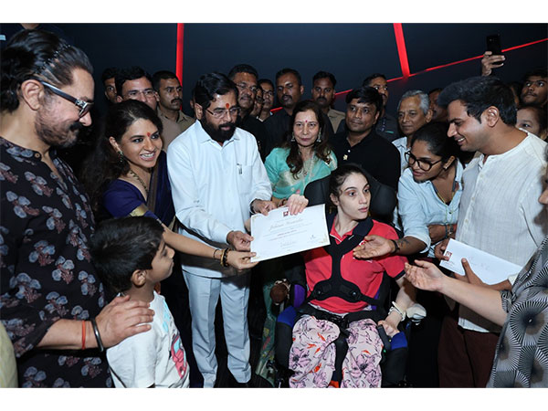 Om Creations Trust Students Honoured by Deputy CM of Maharashtra in Presence of Aamir Khan and Shaina NC