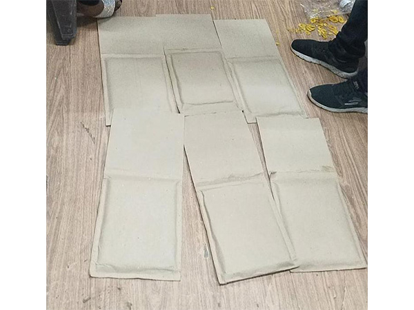 Foreign national held with crystal meth in Pune (Image: DRI)