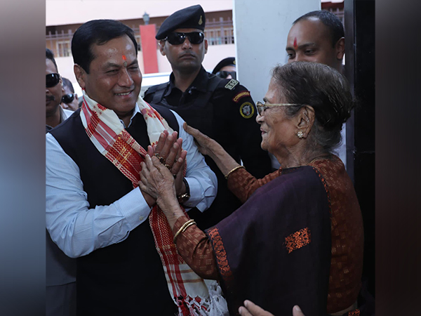 Union Minister Sarbananda Sonowal visited senior BJP leader and former Union Minister Bijoya Chakraborty (Photo/ANI)