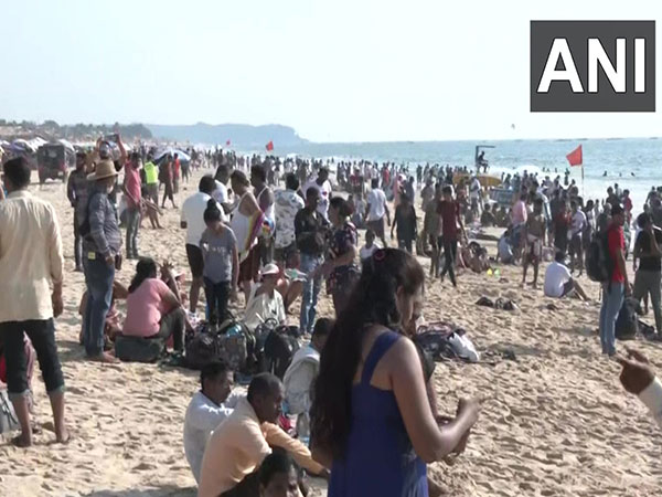 Tourists enjoying at Goa beach (Photo/ ANI)