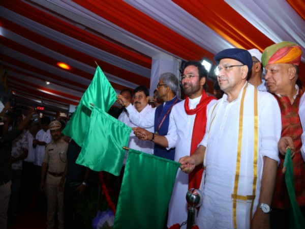 Union Ministers Ashwini Vaishnaw and G Kishan Reddy (Photo/Twitter/G Kishan Reddy)