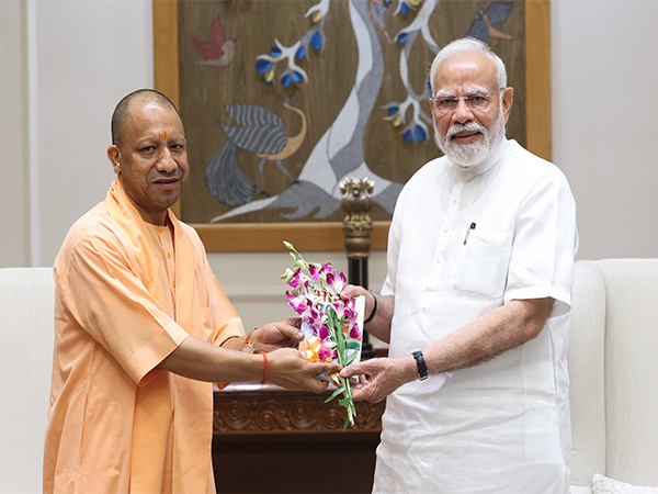 PM Narendra Modi and UP CM Yogi Adityanath (Photo/@PMOIndia)