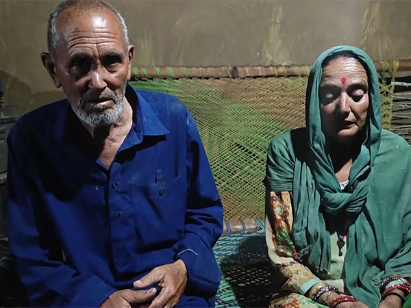 Parents of the abducted Indian national in Niger (Photo/ ANI) Parents of the abducted Indian national in Niger (Photo/ ANI)