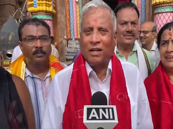 MoS V. Somanna visits the Jagannath Temple in Puri (Photo/ANI)
