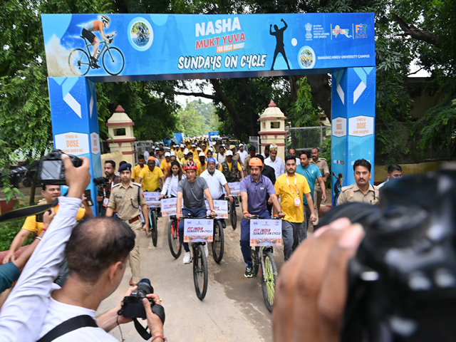 Visuals from the Fit India Sundays on Cycle Visuals from the Fit India Sundays on Cycle