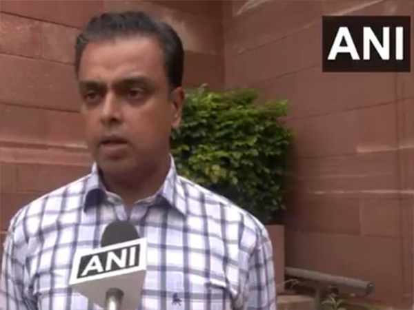 Shiv Sena Member of Parliament (MP), Milind Deora Shiv Sena Member of Parliament (MP), Milind Deora