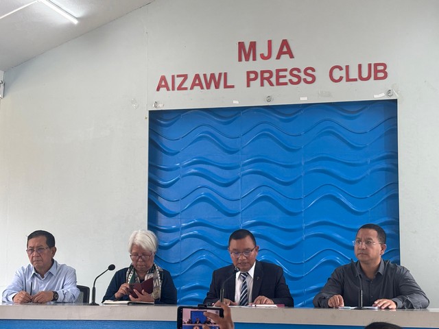 JCM warns of mass movement if NH-306 & NH-06 between Kawnpui and Sairang not repaired (Photo/ ANI)