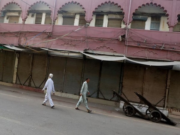 Traders on strike in Pakistan during a protest against tax policies (Source: Reuters)