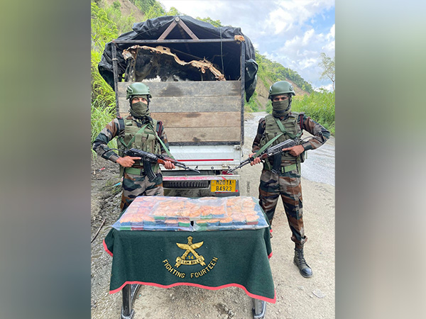 Assam Rifles seize Heroin worth Rs 9.75 crore near Indo-Myanmar Border in Mizoram (Photo/Assam Rifles)
