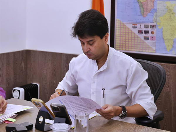 Union Minister Jyotiraditya Scindia participates in meeting focused on handloom and handicrafts sector (Photo/X@JM_Scindia)