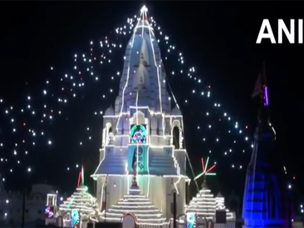 Sawan Shivratri: Devotees gather in huge numbers at UP's Shiva temples today. (PhotoANI)