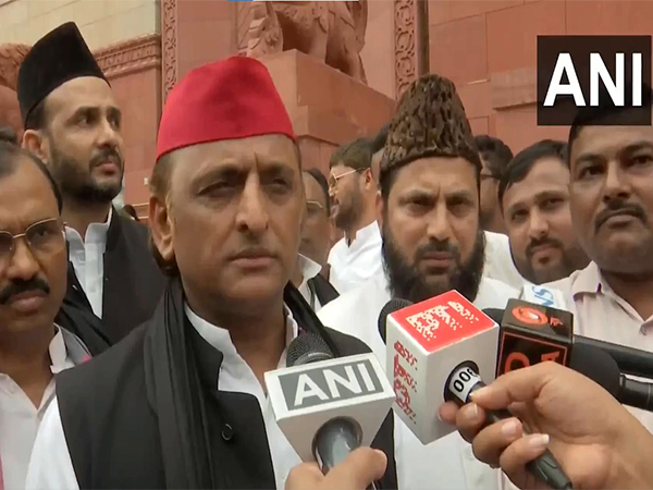 Samajwadi Party MP Akhilesh Yadav (Photo/ANI)