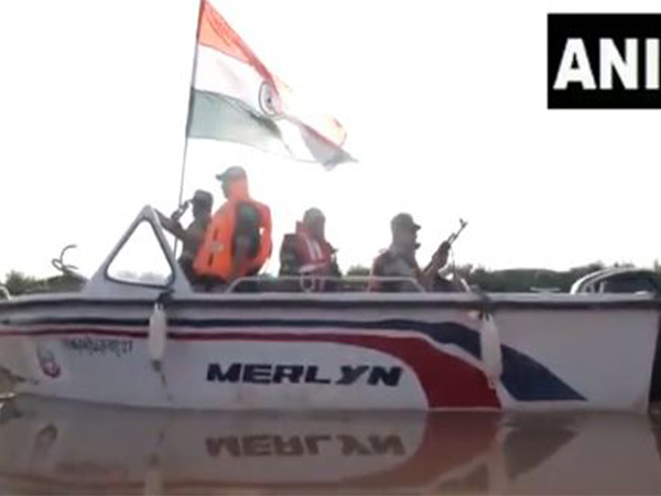 BSF Water Wing secures unfenced borders along swollen rivers in Jammu amid heavy rain. (PhotoANI)