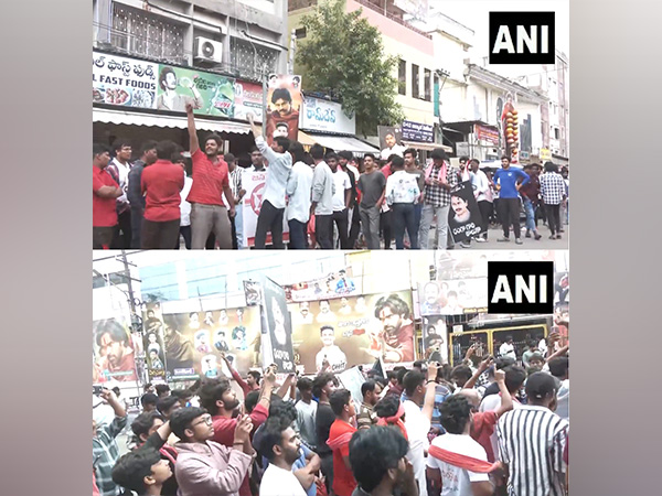 Pawan Kalyan fans at Vijayawada (Photo/ANI)