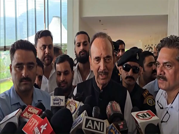 Former J-K CM Ghulam Nabi Azad (Photo/ANI)