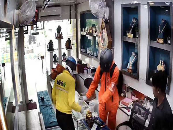 CCTV visuals of the crime. (Photo/ANI)