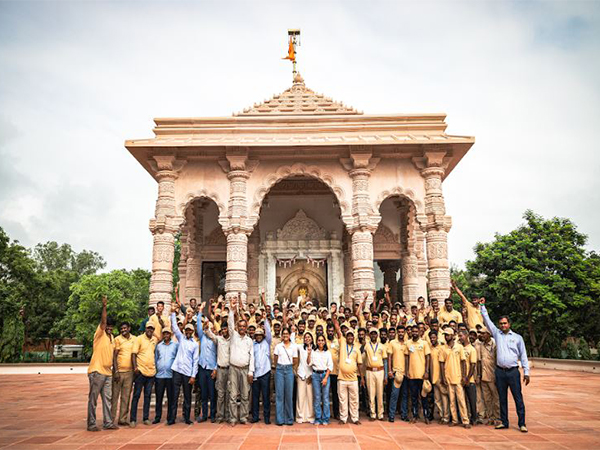 Volunteers at Gajsevak Sammelan (Photo/Vantara)