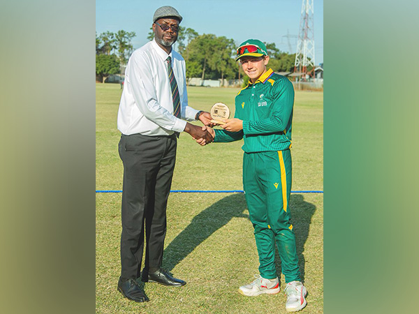 Jorich Van Schalkwyk (right). (Photo: X/@ZimCricketv) 