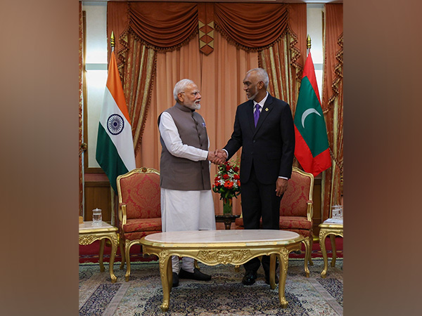 Prime Minister Narendra Modi with Maldivian President Mohamed Muizzu (Image Credit: X/@narendramodi)