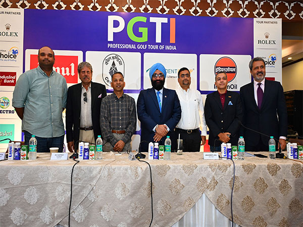 PGTI President Kapil Dev with other members (Photo: PGTI)