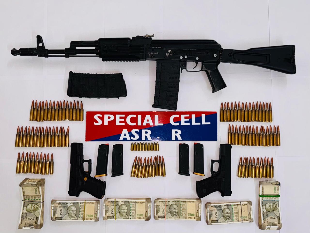 Seized arms and ammunition (Photo/@DGPPunjabPolice)