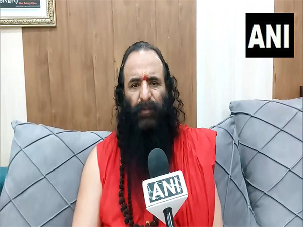 President of Mansa Devi Mandir Trust, Mahant Ravindra Puri (Photo/ANI)