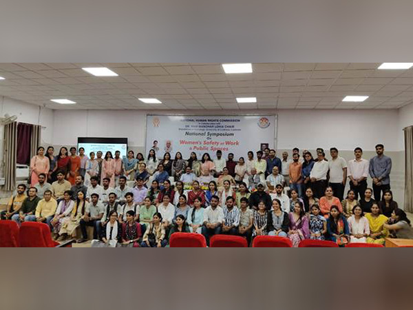 NHRC with Lucknow University organises symposium on ‘Women’s Safety at Work and Public Spaces’ (Photo/PIB)