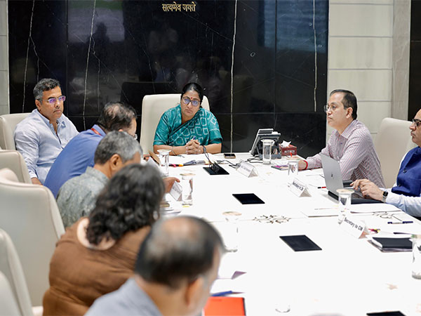Delhi CM Rekha Gupta in the meeting (Photo: Delhi CMO/X)