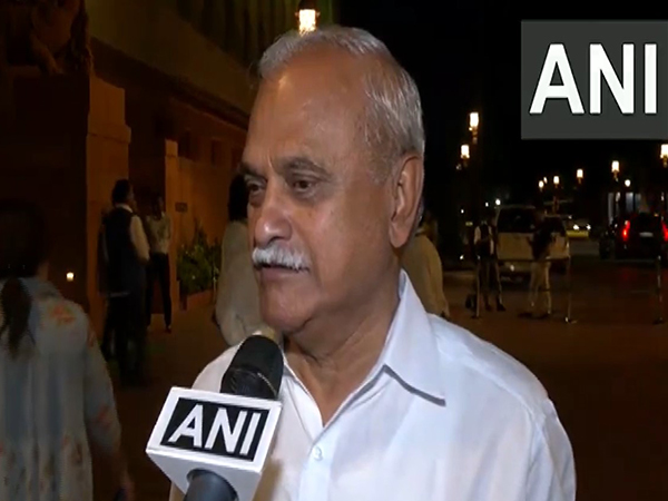 Congress MP Ve Vaithilingam (Photo/ANI)